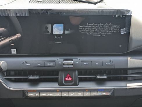 New 2026 Kia K4 FWD image 18
