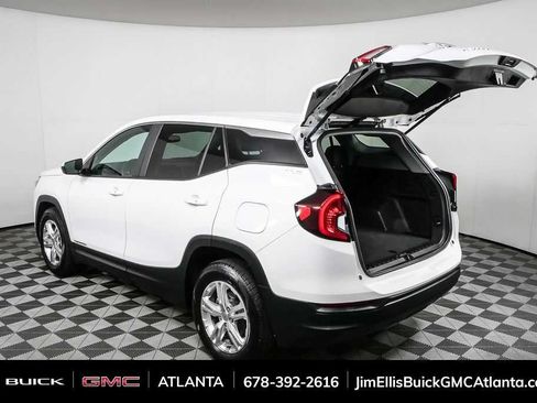 Used 2024 GMC Terrain SLE FWD image 30