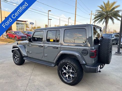 Used 2022 Jeep Wrangler Unlimited Sahara image 6