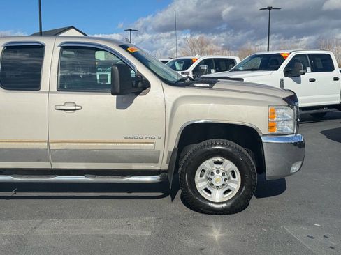 Used 2009 Chevrolet Silverado 2500 W/T image 4
