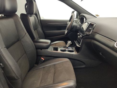 Used 2021 Jeep Grand Cherokee Laredo X RWD image 21