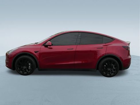 Used 2024 Tesla Model Y Long Range AWD/4WD image 4
