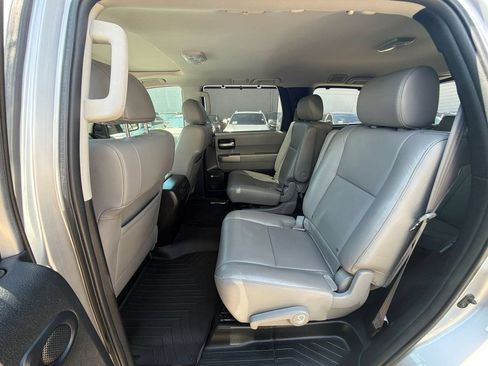 Used 2016 Toyota Sequoia Limited w/ Safety & Convenience Package AWD/4WD image 11