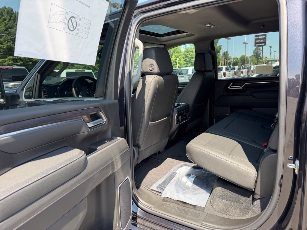 New 2026 GMC Sierra 2500 SLT w/ SLT Premium Package AWD/4WD image 15