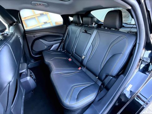 Used 2022 Ford Mustang Mach-E Premium image 20