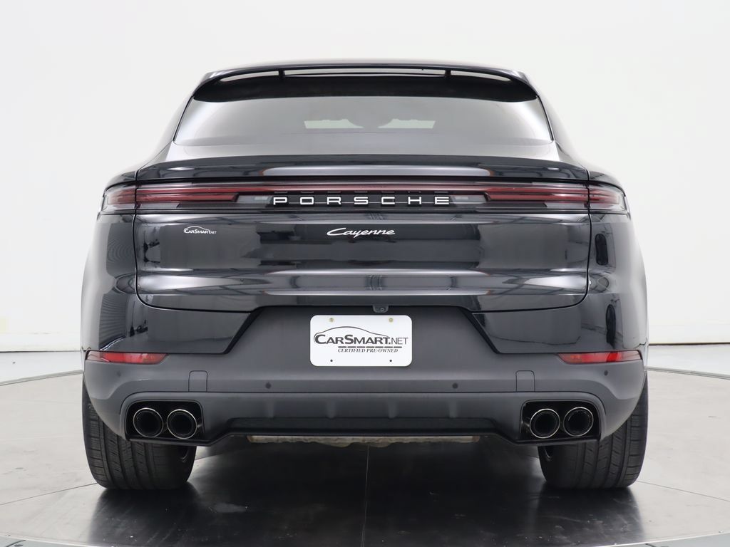 Used 2024 Porsche Cayenne Coupe w/ Premium Package Plus AWD/4WD image 4