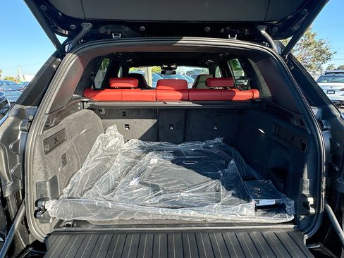 New 2026 BMW X5 M Competition w/ Executive Package image 21