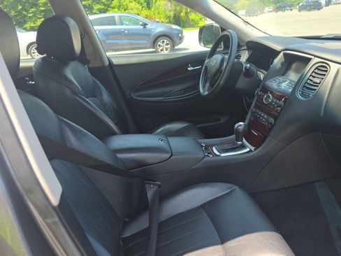 Used 2016 INFINITI QX50 AWD w/ Technology Package image 6