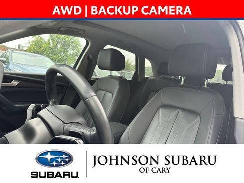 Used 2022 Audi Q5 2.0T Premium w/ Convenience Package AWD/4WD image 7