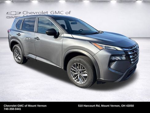 Used 2024 Nissan Rogue S AWD/4WD image 8