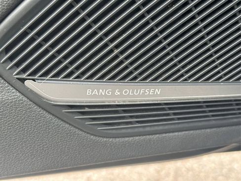 Used 2017 Audi A4 2.0T Premium Plus image 37