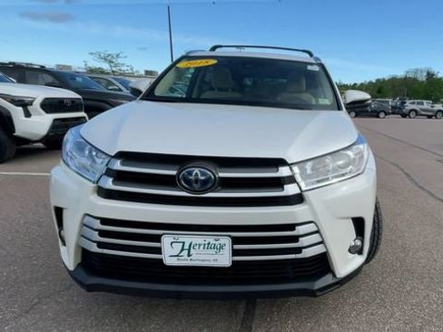 Certified 2018 Toyota Highlander XLE w/ Protection Package #3 AWD/4WD image 7