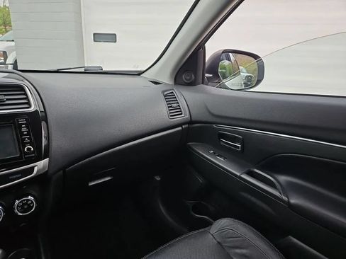 Used 2016 Mitsubishi Outlander Sport SEL AWD/4WD image 17