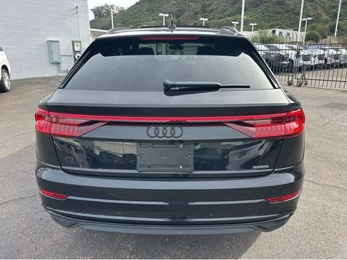 Used 2020 Audi Q8 Premium w/ Black Optic Package image 12