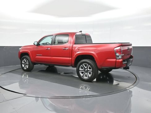 Used 2019 Toyota Tacoma Limited AWD/4WD image 5