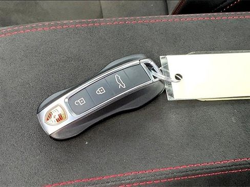 Used 2023 Porsche 911 Targa 4 GTS image 13