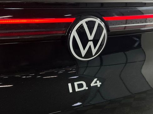 Used 2022 Volkswagen ID.4 Pro S w/ Gradient Package image 14