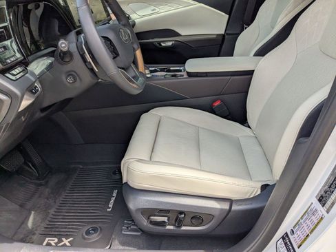 Certified 2025 Lexus RX 350 FWD w/ Convenience Package image 5
