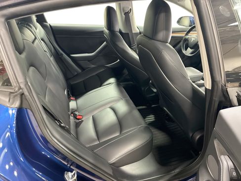 Certified 2022 Tesla Model 3 Long Range AWD/4WD image 11