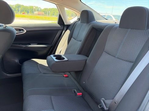 Used 2018 Nissan Sentra SR Turbo w/ SR Midnight Edition Package FWD image 28