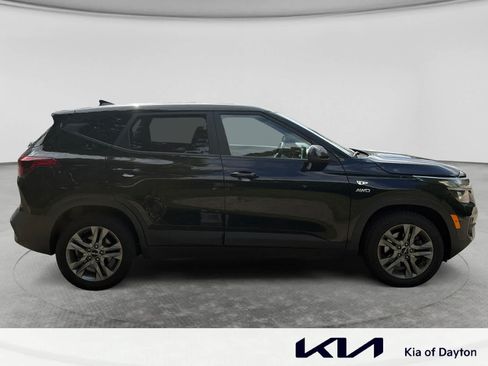 Used 2022 Kia Seltos LX AWD/4WD image 4