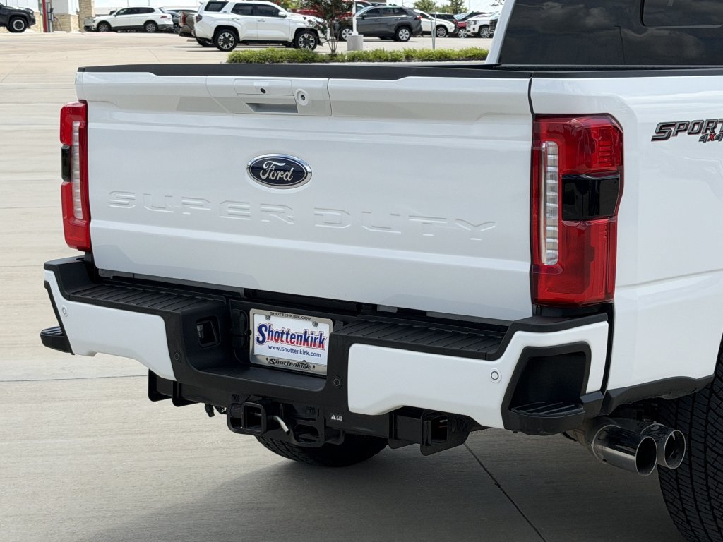 Used 2024 Ford F250 Lariat w/ Lariat Ultimate Package AWD/4WD image 7