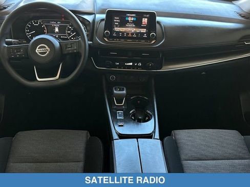 Used 2021 Nissan Rogue SV FWD image 14