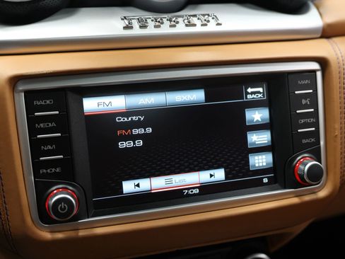 Used 2017 Ferrari California T image 49