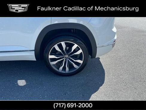 Used 2022 Volkswagen Atlas Cross Sport SEL Premium R-Line AWD/4WD image 34