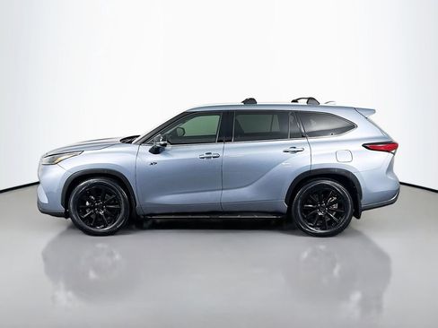 Used 2022 Toyota Highlander XLE image 8