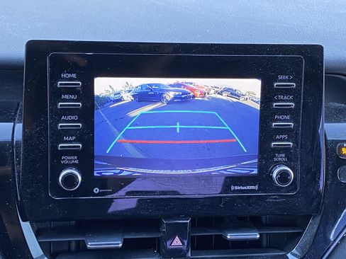 Certified 2021 Toyota Camry SE image 6