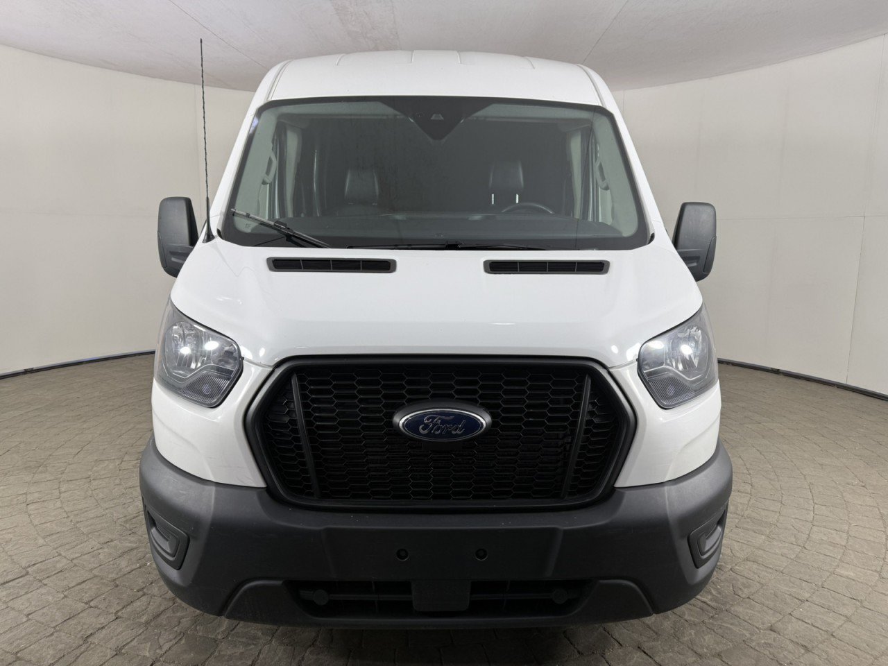 Used 2024 Ford Transit 250 148 Medium Roof w/ Load Area Protection Package RWD image 2