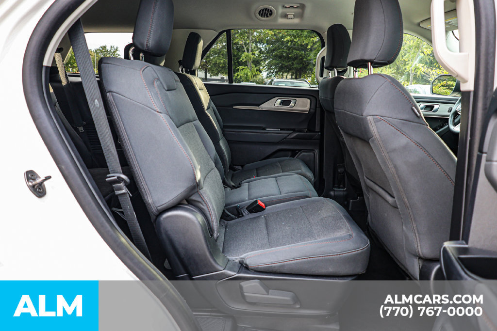 Used 2025 Ford Explorer Active RWD image 22