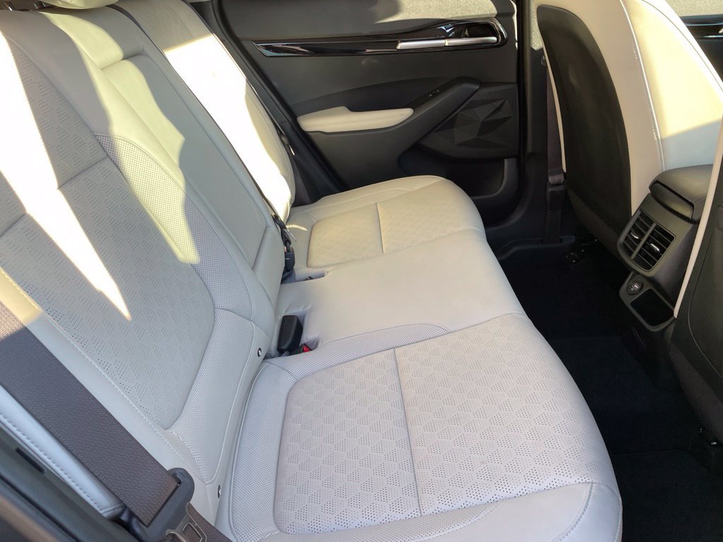 Used 2021 Kia Seltos SX w/ SX Sunroof Package AWD/4WD image 23