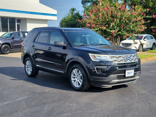 Used 2018 Ford Explorer XLT AWD/4WD image 33