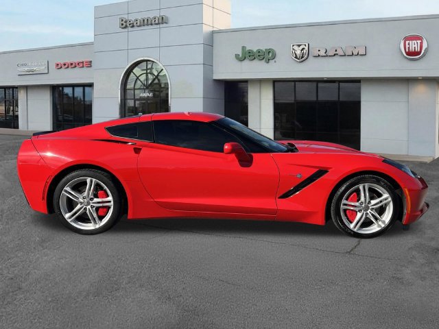 Used 2017 Chevrolet Corvette Stingray Coupe w/ 1LT RWD image 8