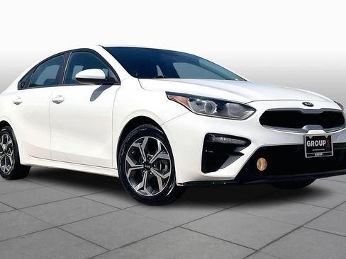 Used 2019 Kia Forte LXS image 3