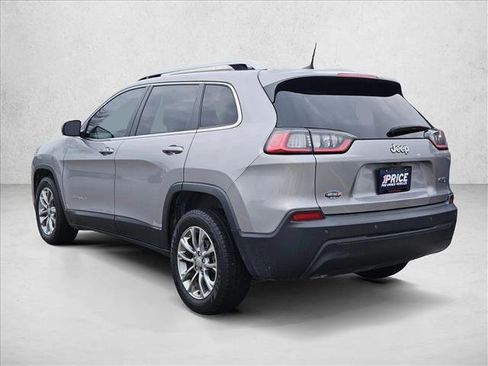 Used 2020 Jeep Cherokee Latitude Plus image 7