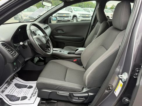 Used 2022 Honda HR-V Sport image 5