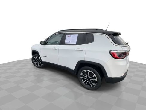 Used 2023 Jeep Compass Limited w/ Sun and Sound Group AWD/4WD image 6