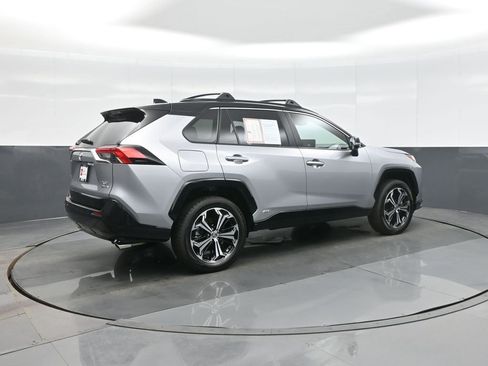 Certified 2025 Toyota RAV4 XSE image 7