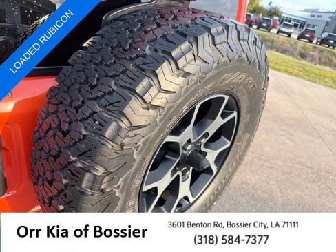 Used 2019 Jeep Wrangler Unlimited Rubicon AWD/4WD image 17