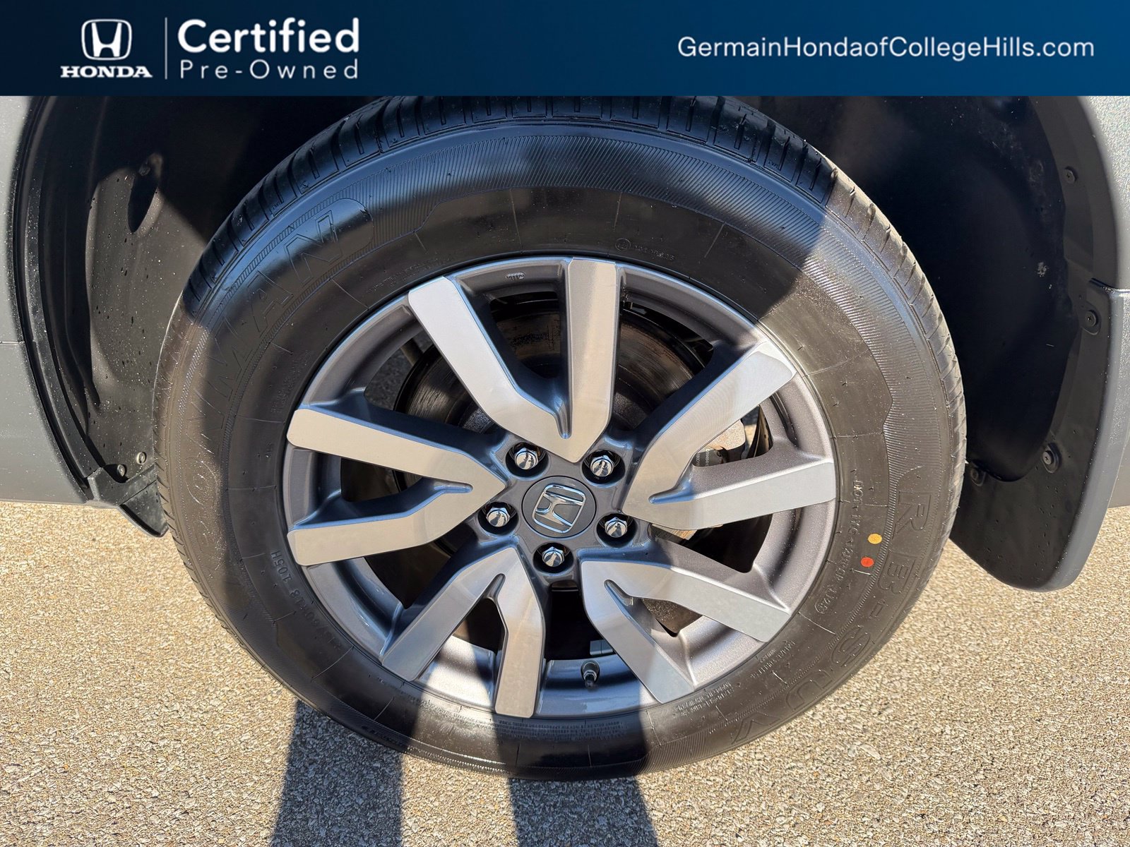 Used 2020 Honda Pilot EX image 11