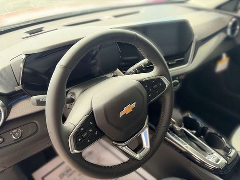 New 2026 Chevrolet Trax LT w/ Driver Confidence Package FWD image 14