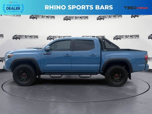 Used 2018 Toyota Tacoma TRD Pro AWD/4WD image 5