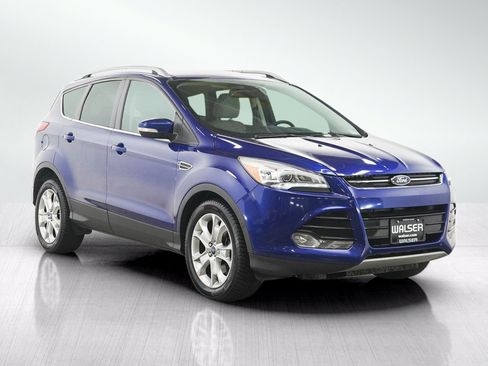 Used 2015 Ford Escape Titanium w/ Equipment Group 301A AWD/4WD image 7
