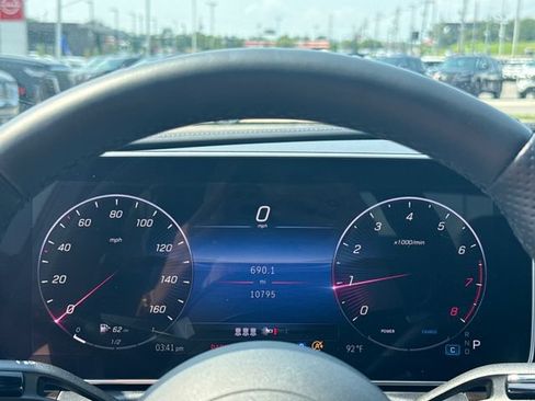 Used 2024 Mercedes-Benz C 300 4MATIC Sedan image 17