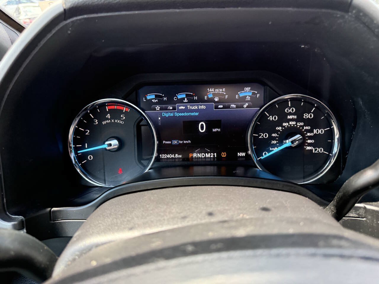 Used 2019 Ford F250 Platinum w/ Platinum Ultimate Package AWD/4WD image 20