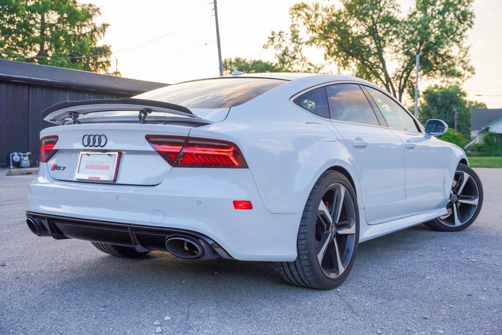 Used 2016 Audi RS 7 Prestige w/ RS 7 Dynamic Package AWD/4WD image 5