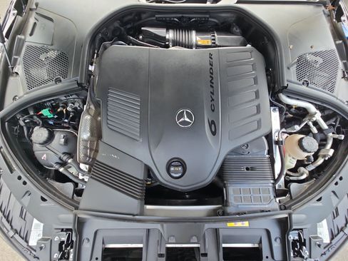 Certified 2025 Mercedes-Benz S 580e 4MATIC Sedan image 30
